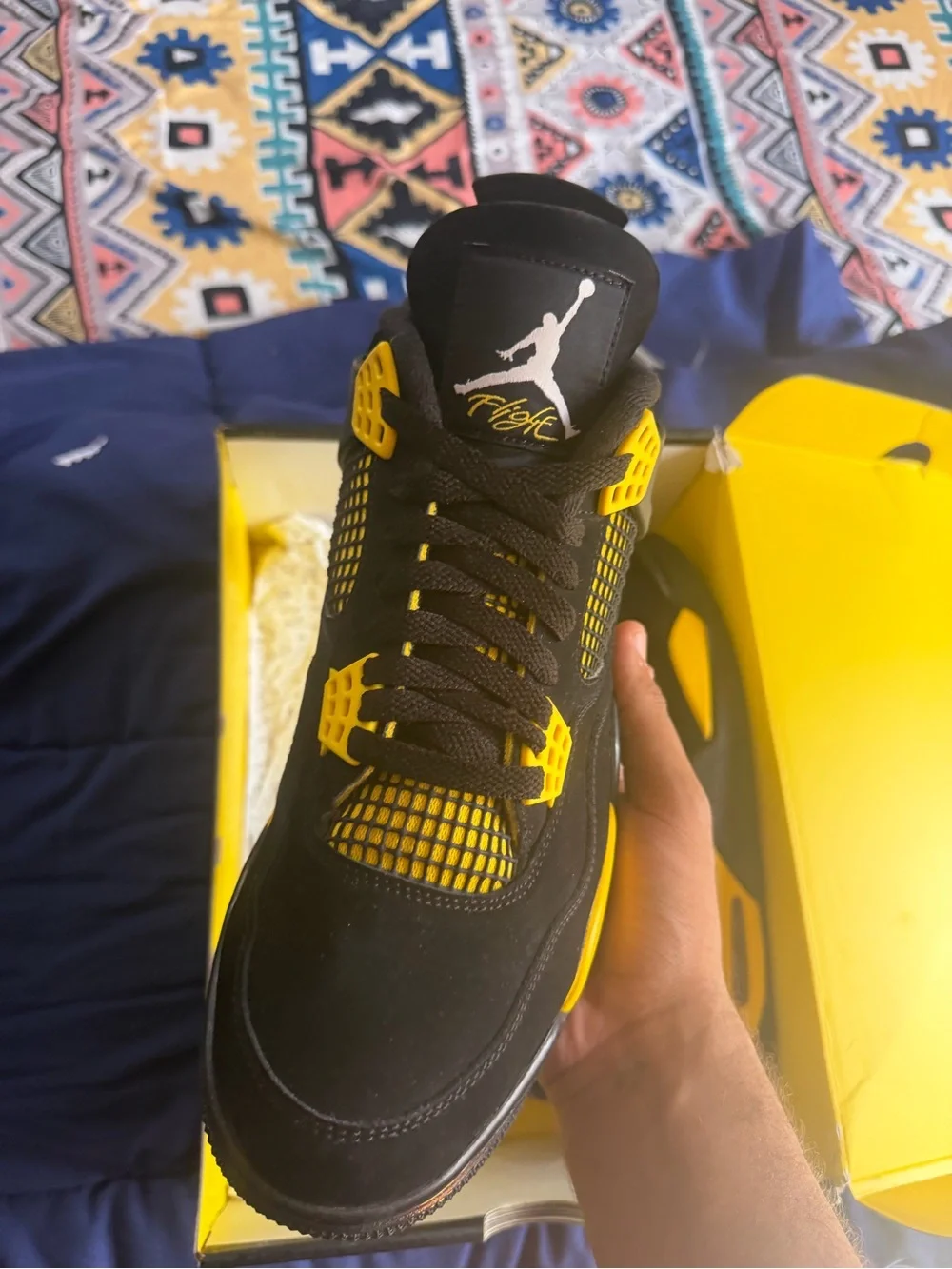 Jordan 4 yellow tunder